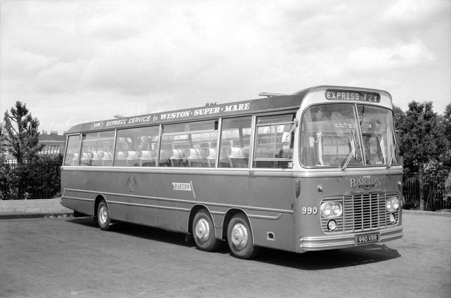 Bedford VAL14 Harrington Legionnaire (C52F) 1963 года  (фото 2 из 7)